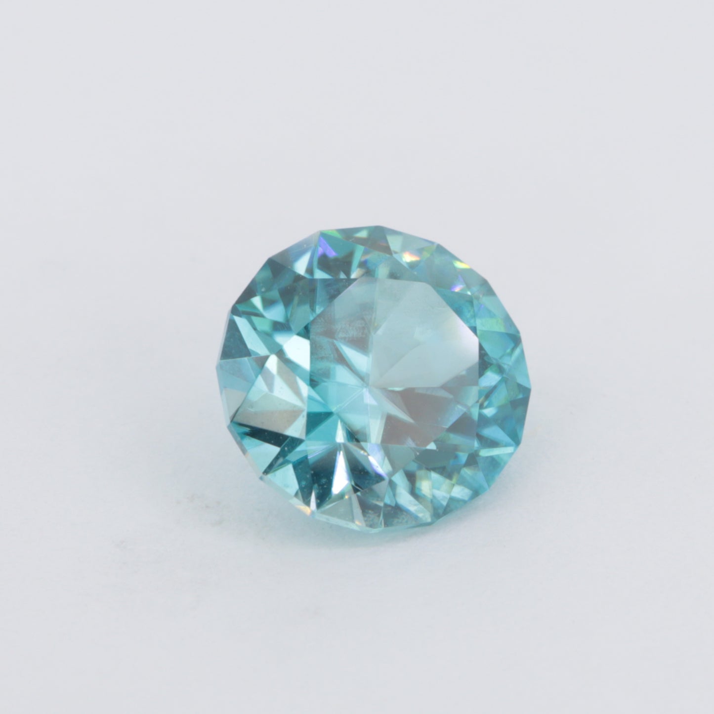 2.4ct Blue Zircon / Round cut