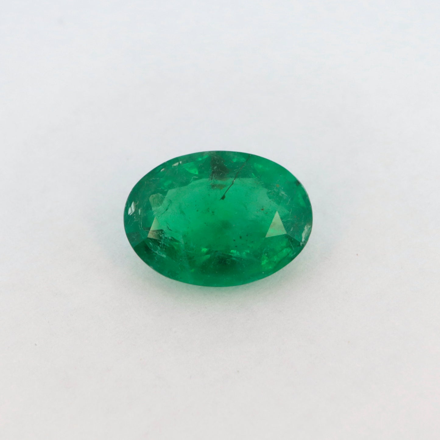 2.5 ct Natural Emerald/ Oval Cut