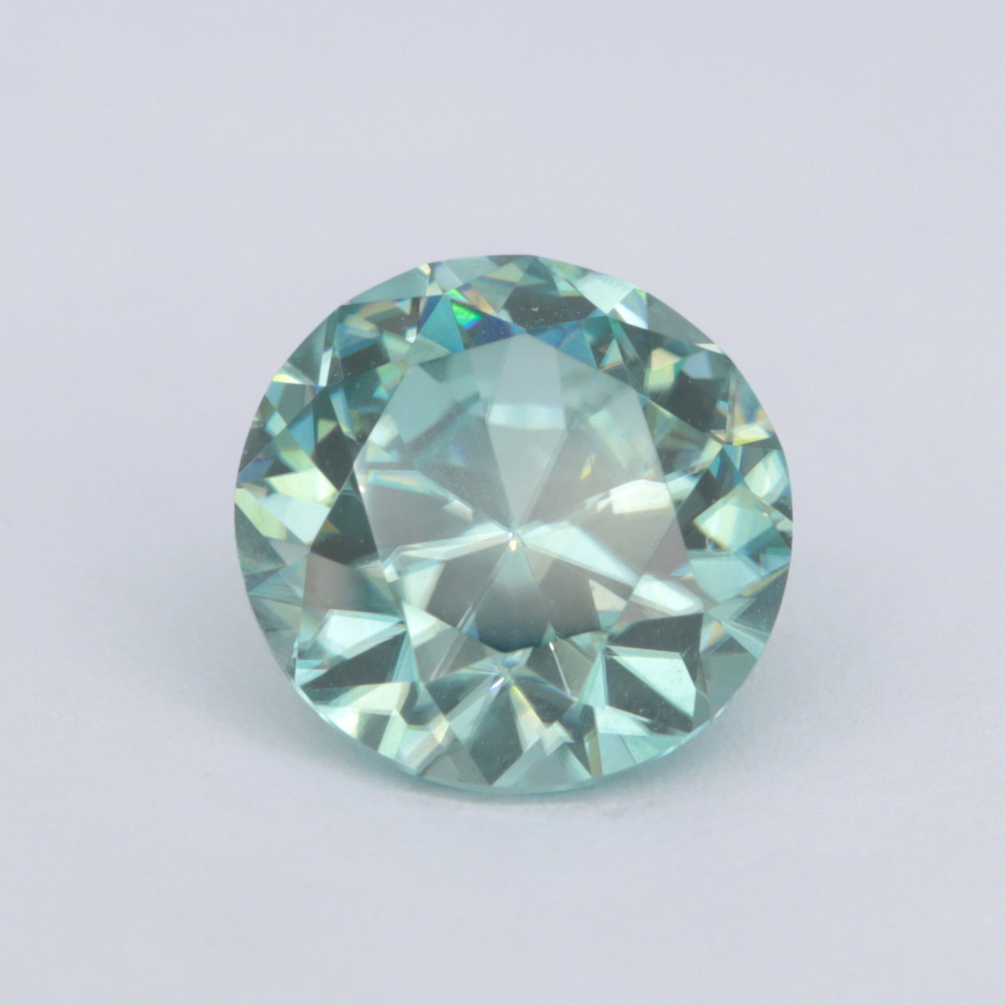 4.2ct Blue Zircon / Round cut