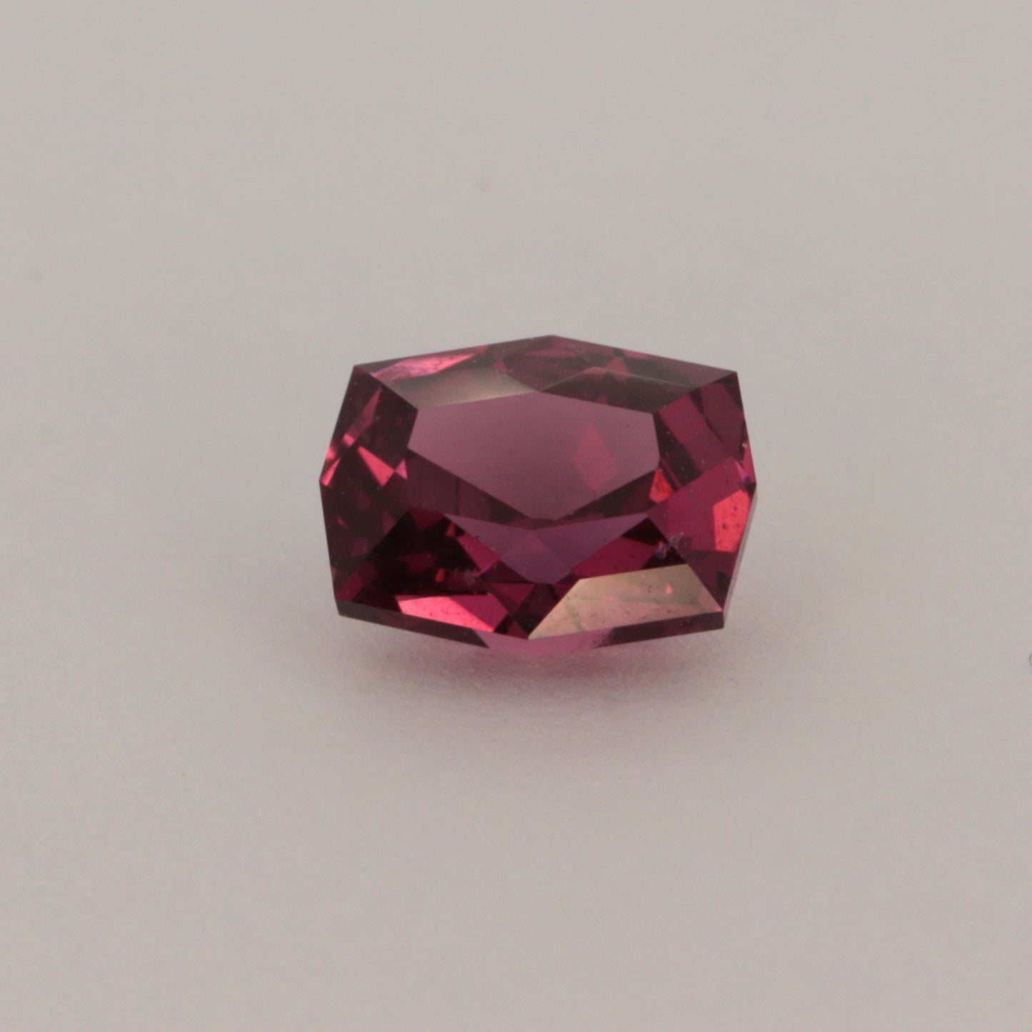 1.43ct Rhodolite Garnet