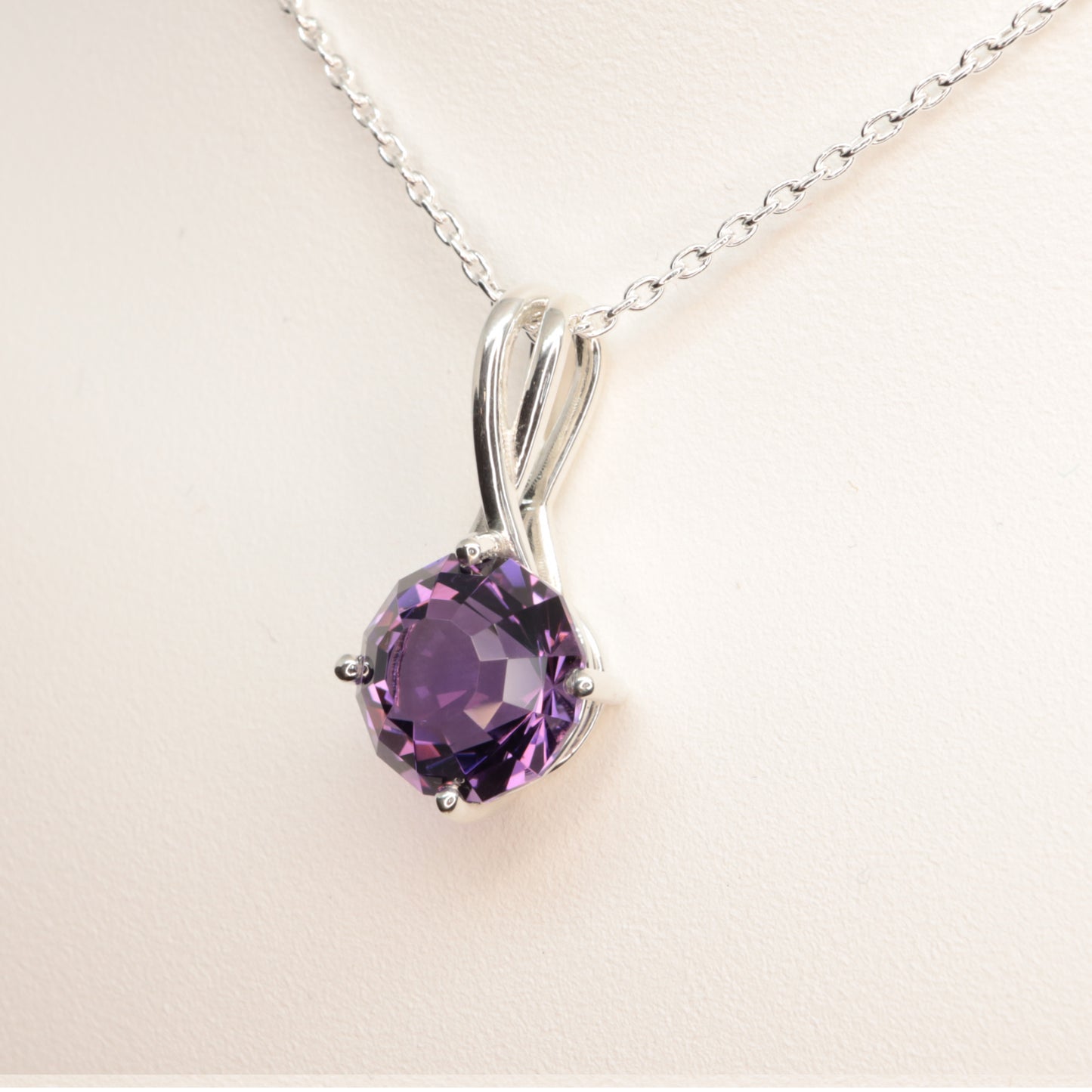 Amethyst 10mm / 925 Sterling Silver necklace top