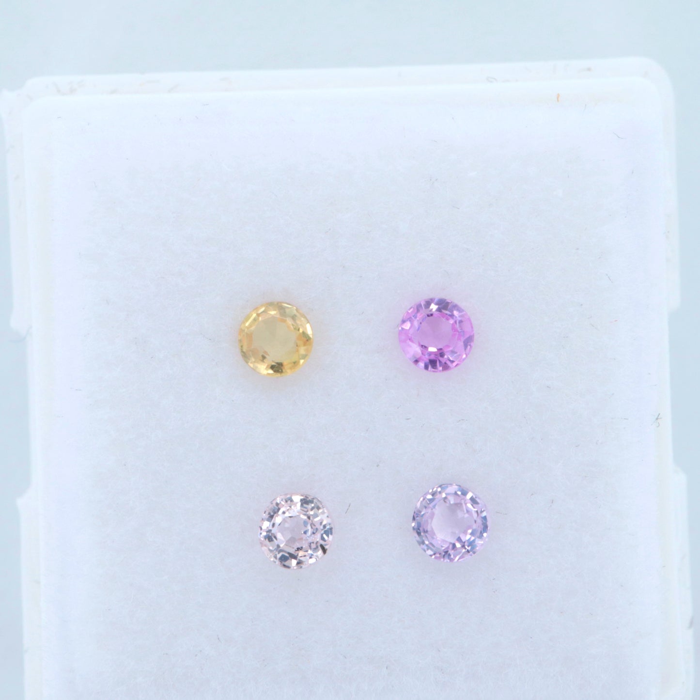 Sapphire Pink/Yellow 2.7-3.0mm