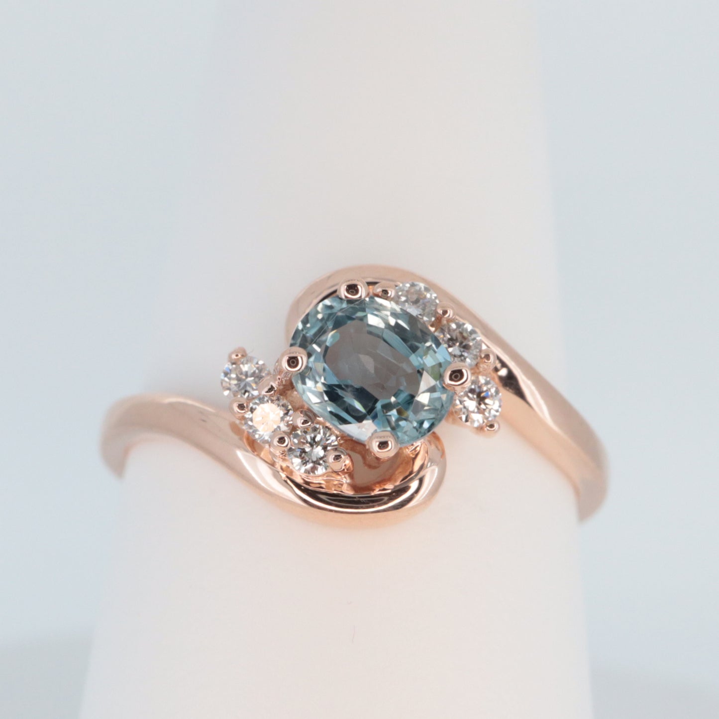 Sapphire and diamond / 14K Rose Gold ring