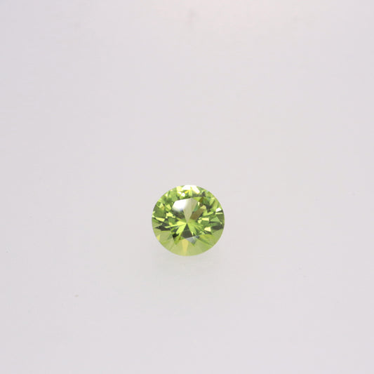 1.35ct Peridot/ Round cut
