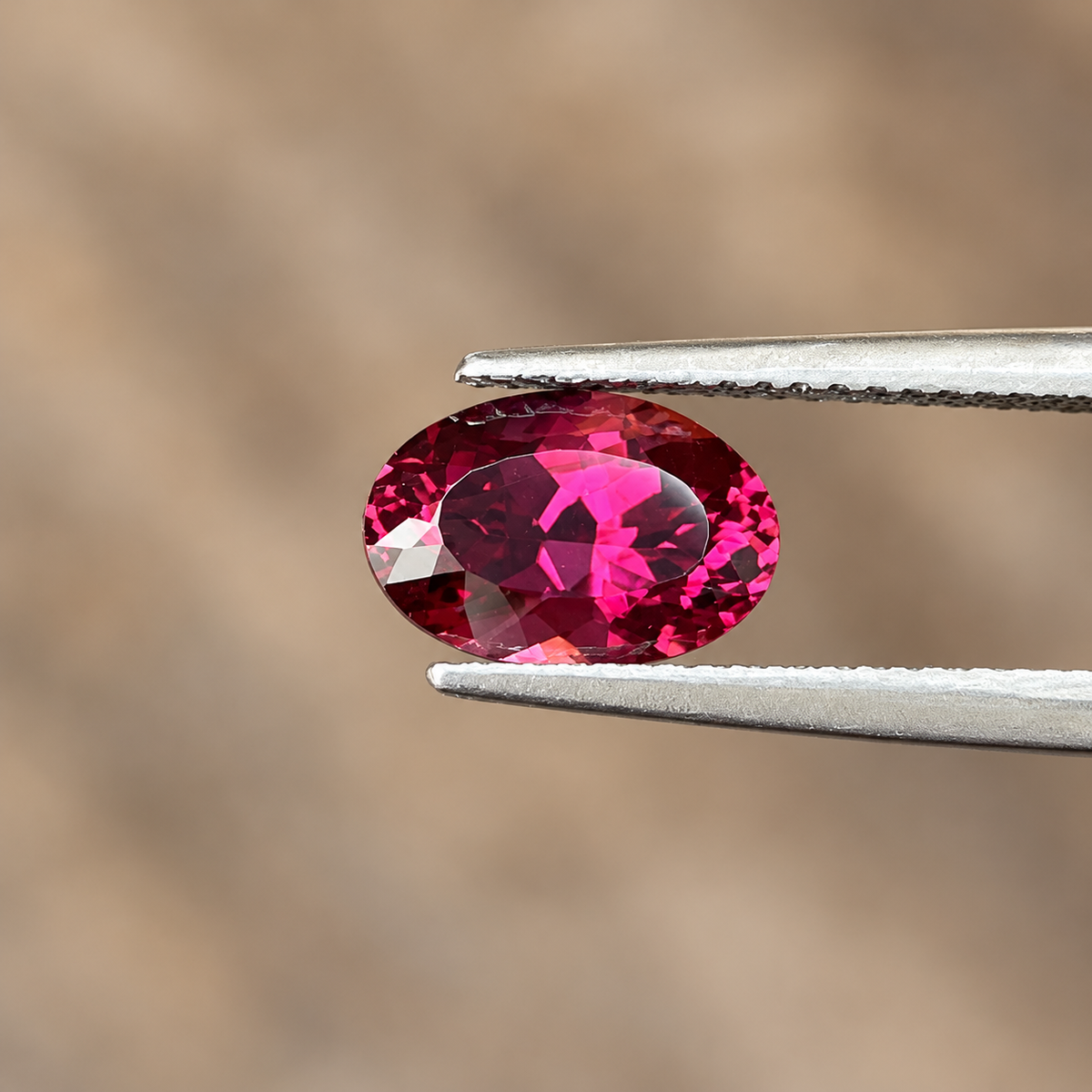 2.76ct Rhodolite Garnet