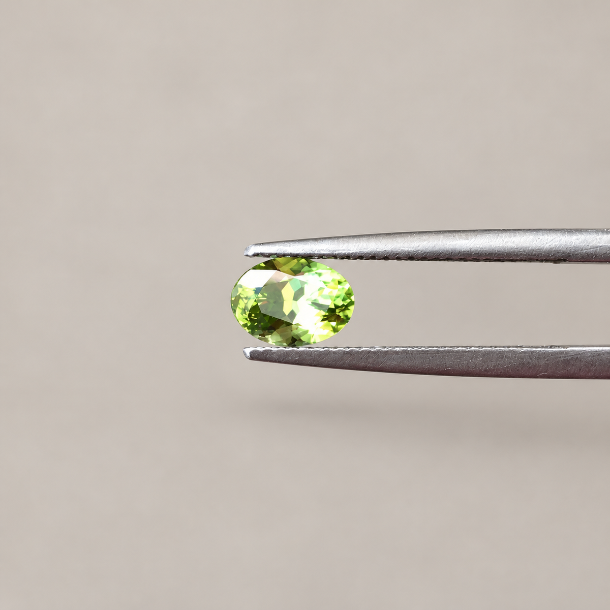 1.2ct Peridot/ Oval cut