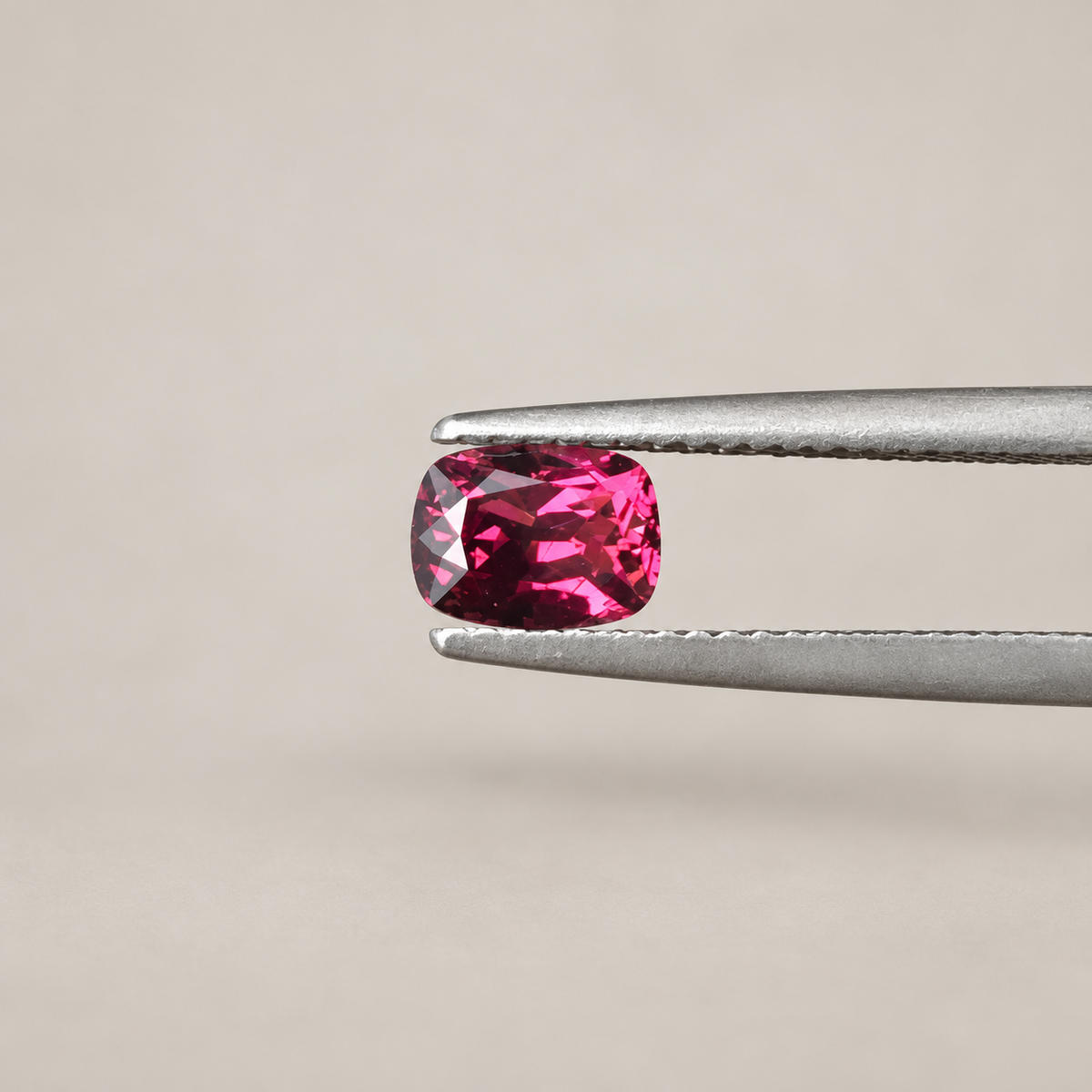 1.1ct Garnet / Cushion Cut