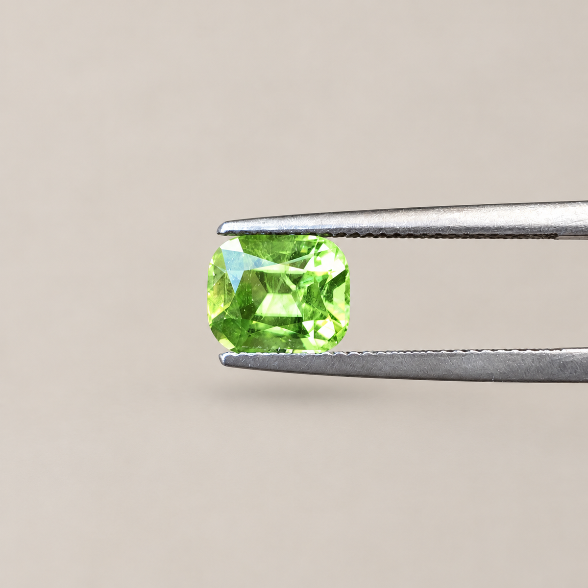 2.1ct Peridot/ Cushion cut