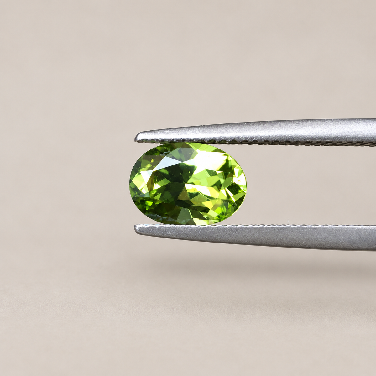 2.0ct Peridot/ Oval cut