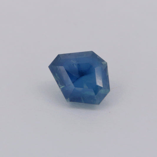 0.72ct Blue sapphire / Custom Cut