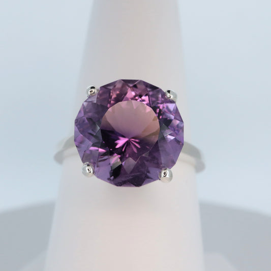 Amethyst 6.28ct 925 Sterling Silver Ring, featuring a stunning Portuguese Cut