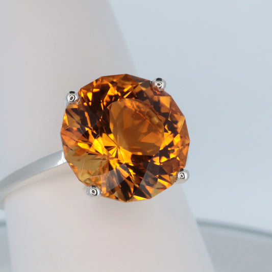 Citrine 6.0ct / 925 Sterling Silver ring