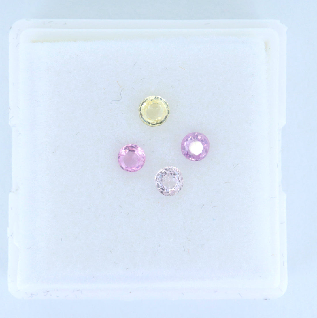 Sapphire Pink/Yellow 2.6-2.9mm PY01
